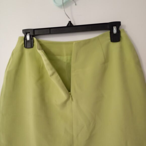 Hugo Buscati Collection Green Midi Skirt 100% Silk Size 4 - Picture 3 of 7